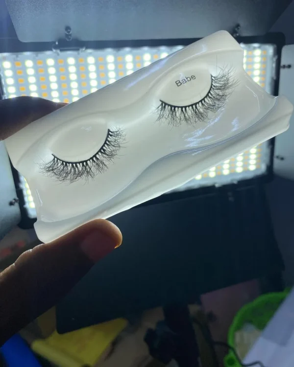 Hyper Beauty luxury mink lash (Babe)